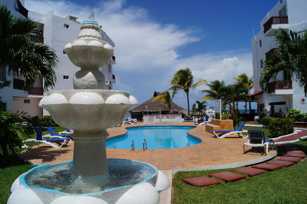 Las Perlas Condos Cancún Exterior foto